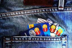 Five smart ways to use your credit card
